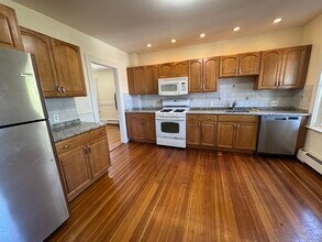 163 Belmont St in Belmont, MA - Building Photo - Building Photo