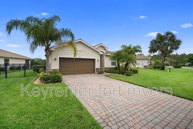 15699 Angelica Dr in Alva, FL - Building Photo - Building Photo