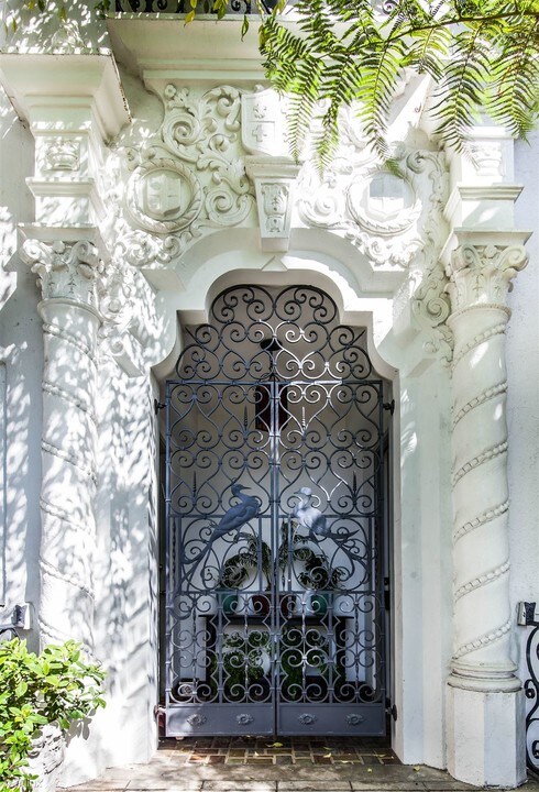 8491 Fountain Ave in West Hollywood, CA - Building Photo