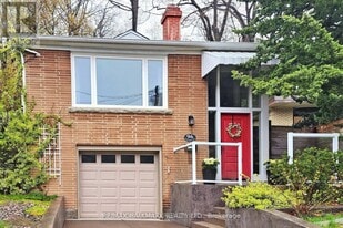 96 Glen Davis Crescent in Toronto, ON - Building Photo