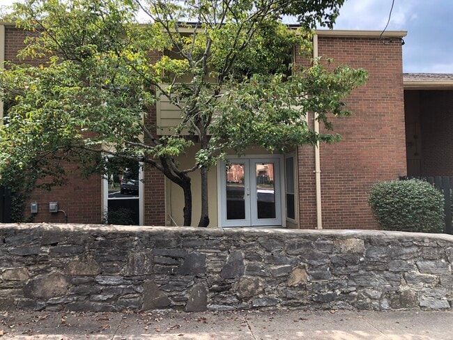 515 Basswood Ave, Unit L112 in Nashville, TN - Building Photo - Building Photo
