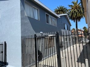 2119 Earl Ave, Unit Earl Ave. in Long Beach, CA - Building Photo - Building Photo