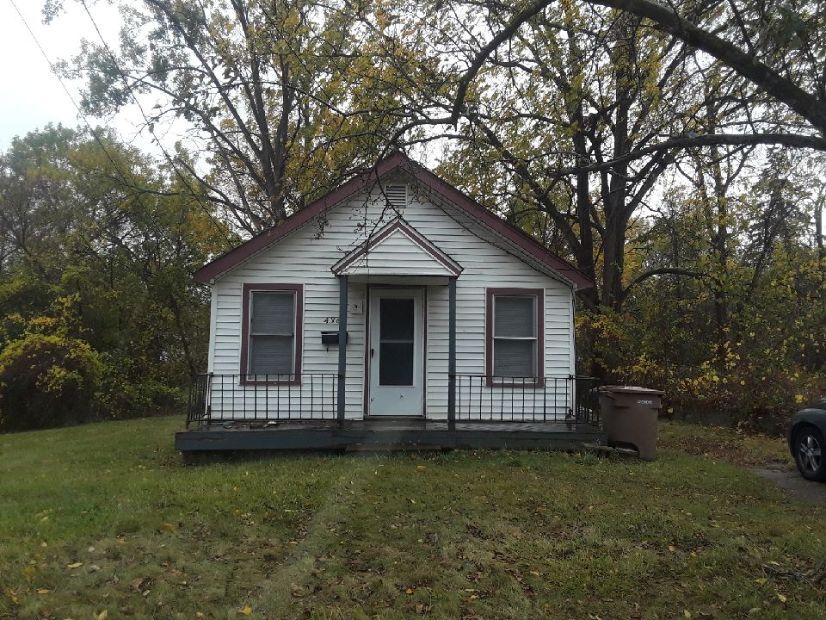 436 E Wilson Ave in Pontiac, MI - Building Photo