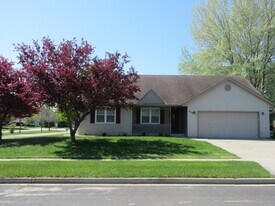 409 Knights Ave in Kewaskum, WI - Building Photo