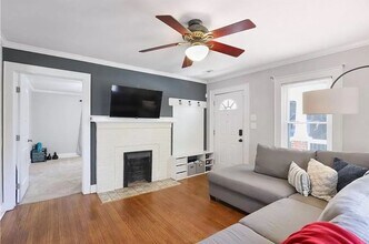 2151 Pryor Rd SW in Atlanta, GA - Building Photo - Building Photo