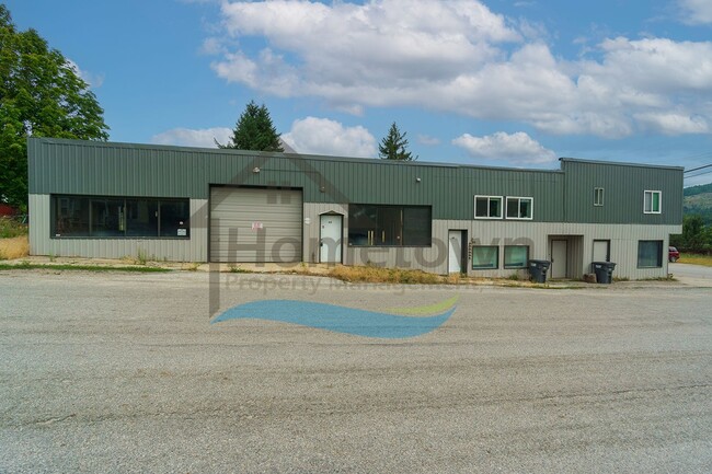 45 Church St in Priest River, ID - Building Photo - Building Photo