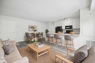 The Park At Arlington Ridge in Arlington, VA - Building Photo