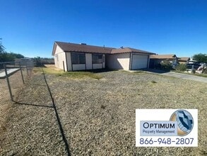 16043 Puesta Del Sol Dr in Victorville, CA - Building Photo - Building Photo