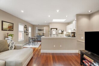 31 Regent St in Cambridge, MA - Building Photo - Building Photo