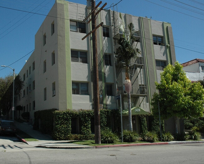 property at 3429 Bellevue Ave
