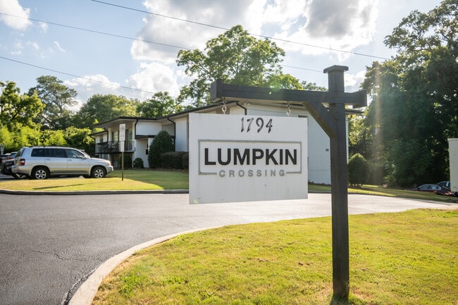 property at 1794 S Lumpkin St