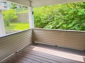 24 Bourne Cir in Hamburg, NJ - Building Photo - Building Photo