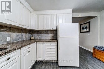 1239 Mosley St in Wasaga Beach, ON - Building Photo - Building Photo