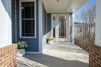 361 Windsor Dr in Fishersville, VA - Building Photo - Building Photo