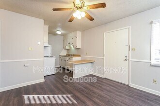 4368 Ogburn Ave in Winston-Salem, NC - Foto de edificio - Building Photo