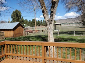 5529 Shasta Way in Klamath Falls, OR - Building Photo - Building Photo