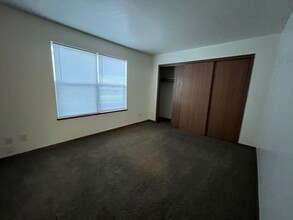 219 Tanglewood Dr in Goshen, IN - Building Photo - Building Photo