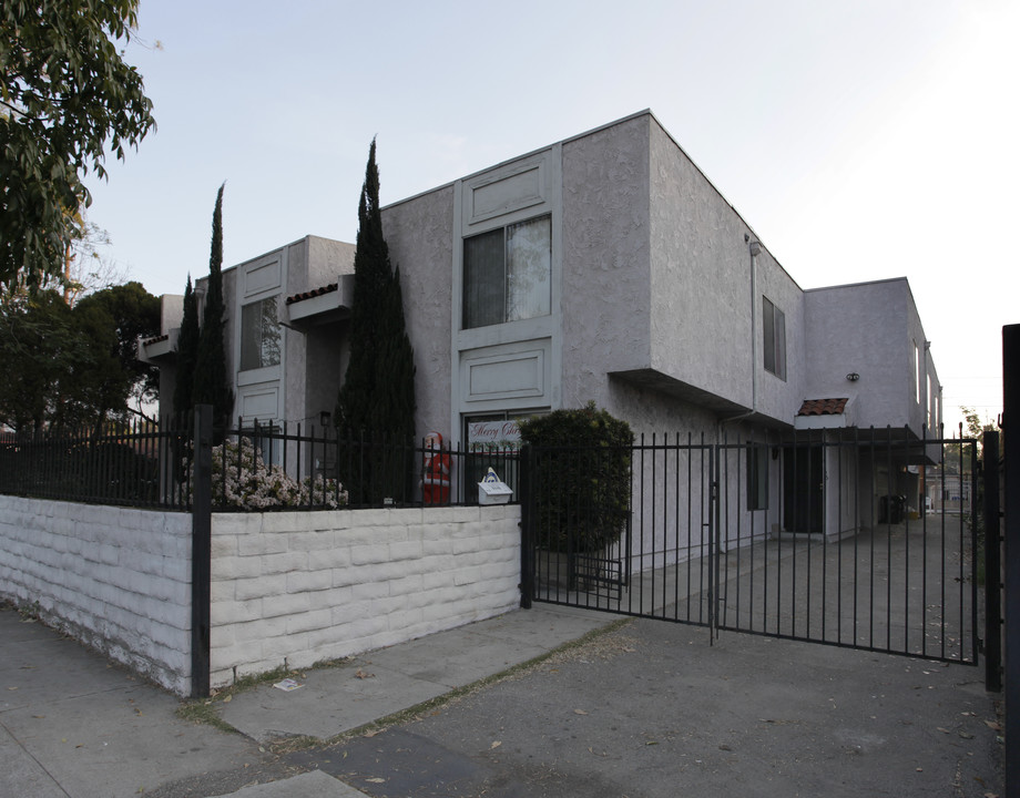 6446-6450 Whitsett Ave in North Hollywood, CA - Building Photo