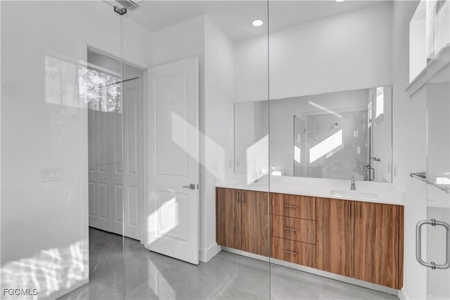 3211 41st St W in Lehigh Acres, FL - Building Photo - Building Photo