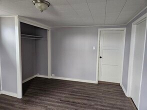 1717 E Woodside Dr in Holladay, UT - Building Photo - Building Photo