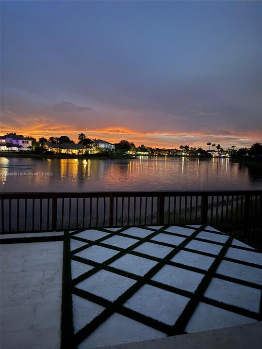 14819 SW 46th Ln in Miami, FL - Building Photo