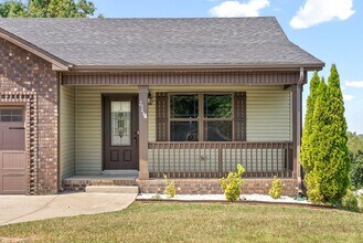 2944 Lancelot Ln in Clarksville, TN - Building Photo - Building Photo