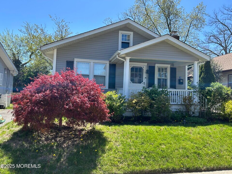 16 Wardell Pl in Ocean Township, NJ - Building Photo