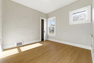 13806 Coit Rd in Cleveland, OH - Foto de edificio - Building Photo