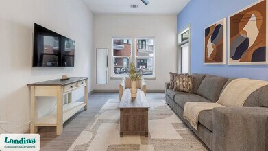 3706 Goodwin Ave in Austin, TX - Foto de edificio - Building Photo