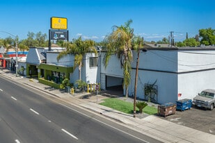 Sequoia Village in Visalia, CA - Building Photo