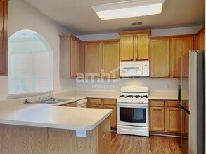 4669 Liberty Square Dr in Acworth, GA - Building Photo - Building Photo