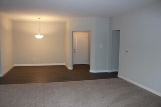 1673 McCleary Ln in Iowa City, IA - Building Photo - Building Photo