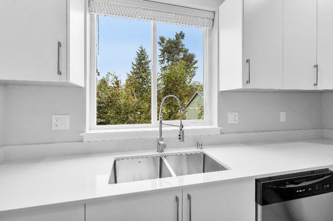 5724 Sterling Ave in Ferndale, WA - Building Photo - Building Photo