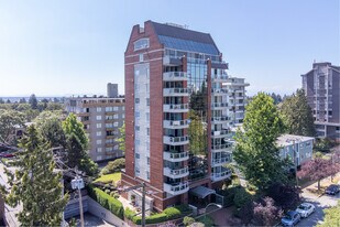 Connaught Place in Vancouver, BC - Building Photo