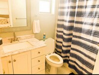 103 SW 10th Ave, Unit Studio photo'