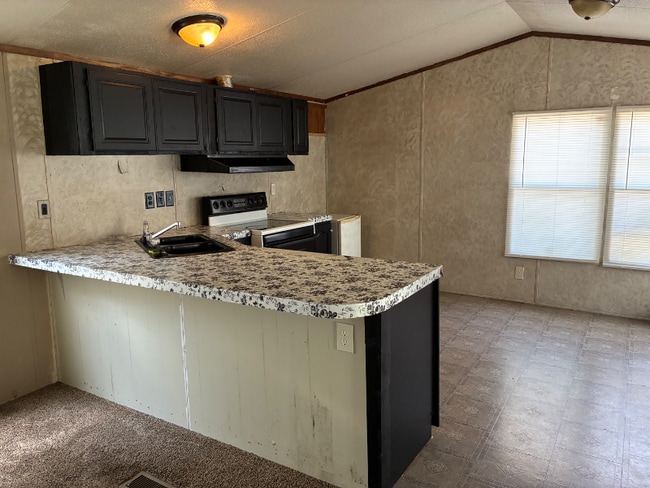 2710 N Farm Rd 137 in Springfield, MO - Building Photo - Building Photo