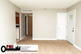 1737 N 23rd St in Lincoln, NE - Building Photo - Building Photo