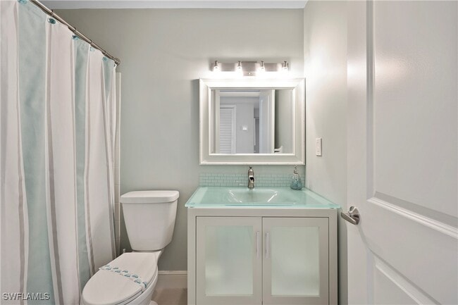 2100 Gulf Shore Blvd N