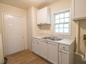 1860 Woodland Ave SW in Birmingham, AL - Building Photo - Building Photo