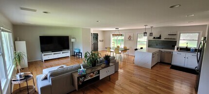 3817 Beverly Hills Dr in High Point, NC - Building Photo - Building Photo