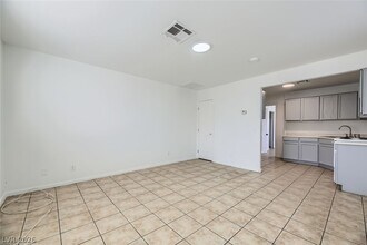 2133 Ellis St in North Las Vegas, NV - Building Photo - Building Photo