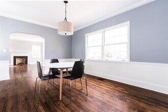 132 Garden Ln in Decatur, GA - Building Photo - Building Photo