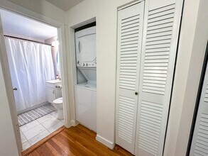 91 Chestnut St, Unit 6 in Brookline, MA - Building Photo - Building Photo