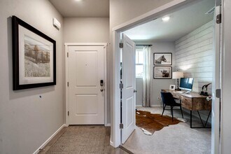 20631 Kira Dr in Bend, OR - Building Photo - Building Photo