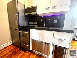 East 35th Street in New York, NY - Building Photo - Building Photo