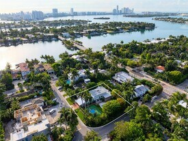 114-113 3rd San Marino Terrace in Miami Beach, FL - Building Photo