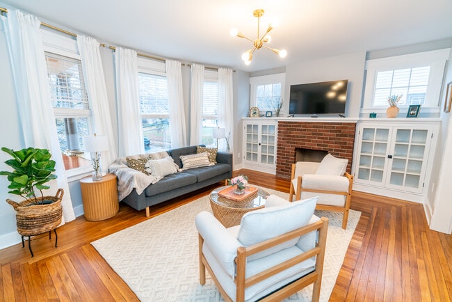 60 Starr St, Unit 1 in New Haven, CT - Building Photo - Building Photo