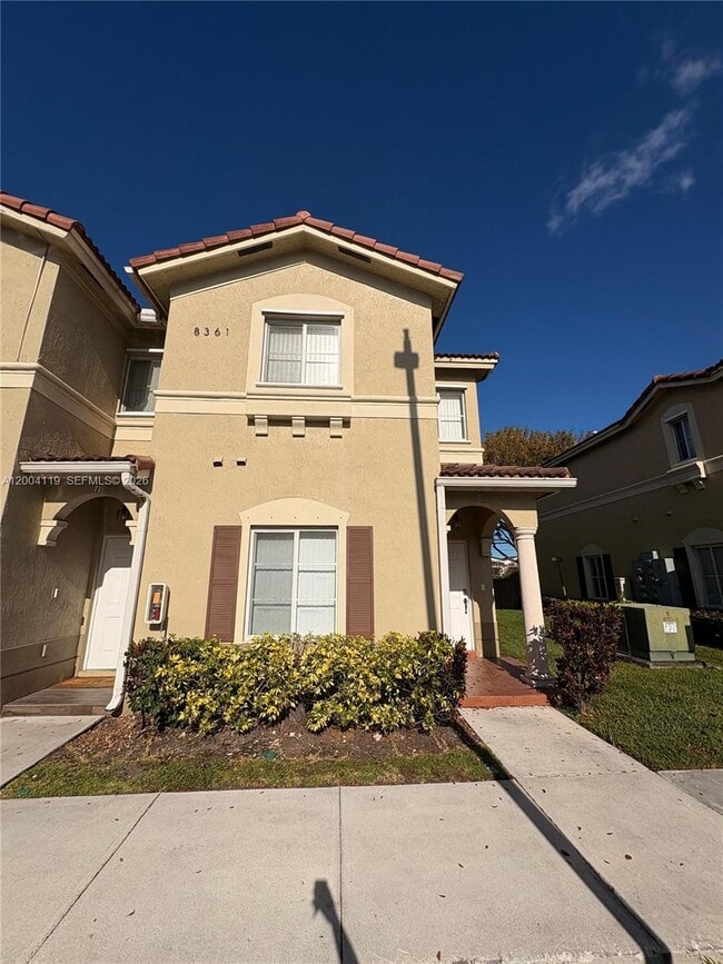 8361 NW 107 Ct in Doral, FL - Building Photo - Building Photo