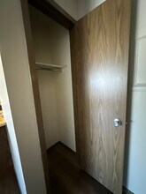 980 Eisenhower Rd in Hiawatha, IA - Building Photo - Building Photo