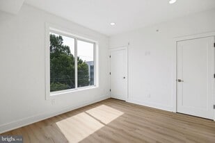 2204 N 2nd St in Philadelphia, PA - Building Photo